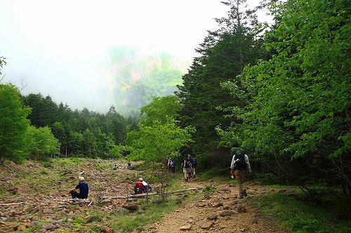 雨男もびっくり、びーかんの八ヶ岳縦走-1_f0073587_2151573.jpg