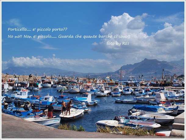 小さな漁師村で魚料理に舌鼓♪　Porticello（ポルティチェッロ）_f0229410_126732.jpg