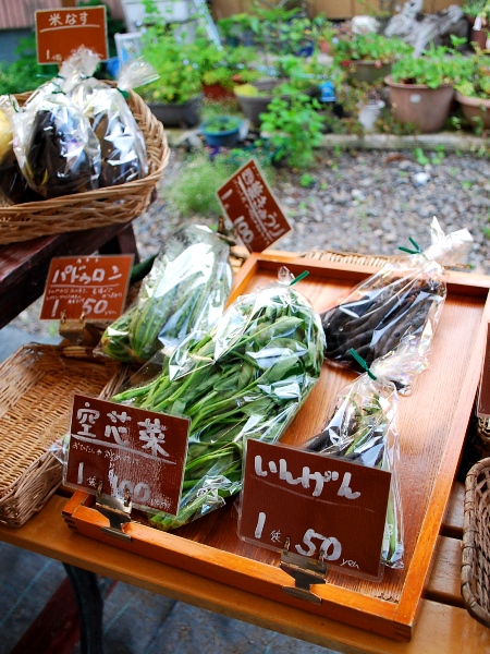 お洒落な無人野菜販売所-ポタジェ_c0177814_14135231.jpg
