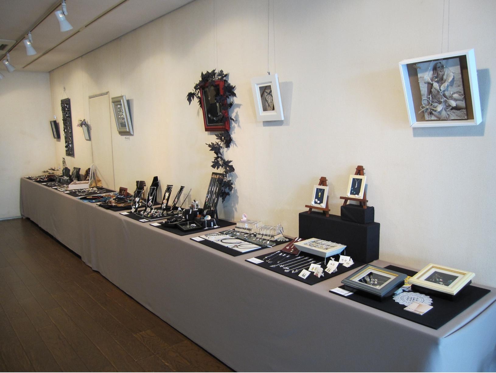 ピュアート神戸展示会【再生】スタート!!_f0181217_1116341.jpg