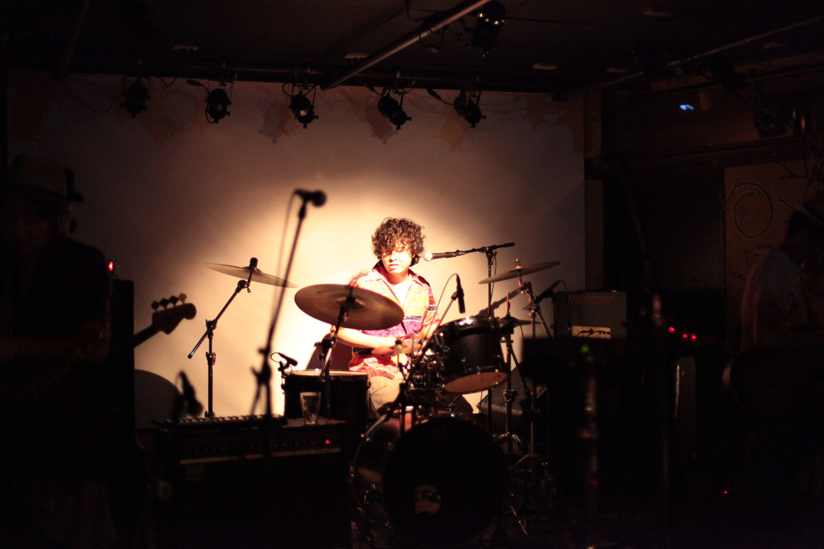 e0115914_15693.jpg