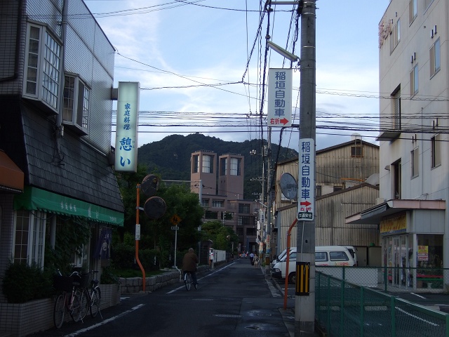 船越南～松石新開・鴻治新田を歩く　その7　安芸区役所付近_b0095061_16281889.jpg