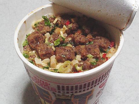日清食品のカップヌードルミートキング食べた ヽ ー ノ いろいろ食べたよ 日清食品のカップヌードルミートキング食べた ヽ ー ノ いろいろ食べたよ