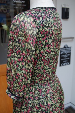 シフォンのワンピース_d0127925_22535937.jpg