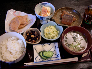 甘味処「お葉菜」ランチ…お葉菜御膳＆くず餅_e0125731_5421166.jpg