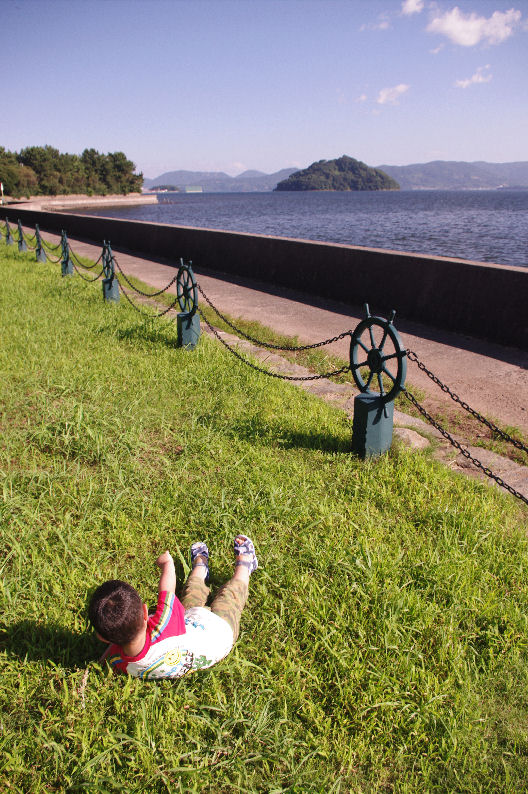 大村市空港通り、森園公園にて天気すぁいこうぅぅ～（日中シンクロ撮影）_c0152288_541797.jpg