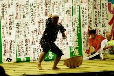 諏訪神社祇園_d0032114_2211469.jpg