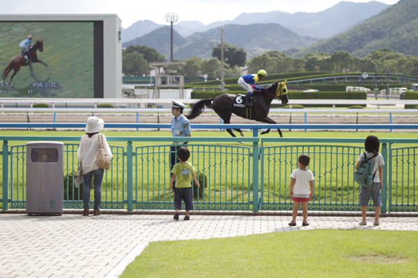 小倉競馬場にいってきた_c0163369_10325535.jpg