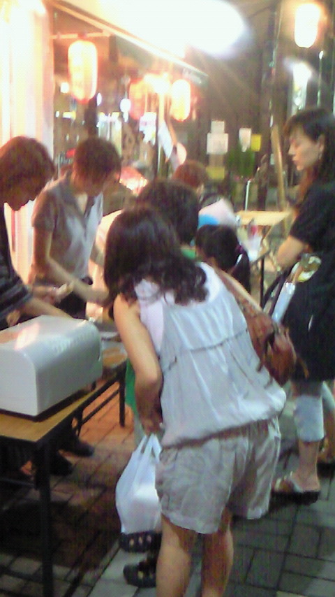 幡ヶ谷盛り上がり_a0075684_20544713.jpg