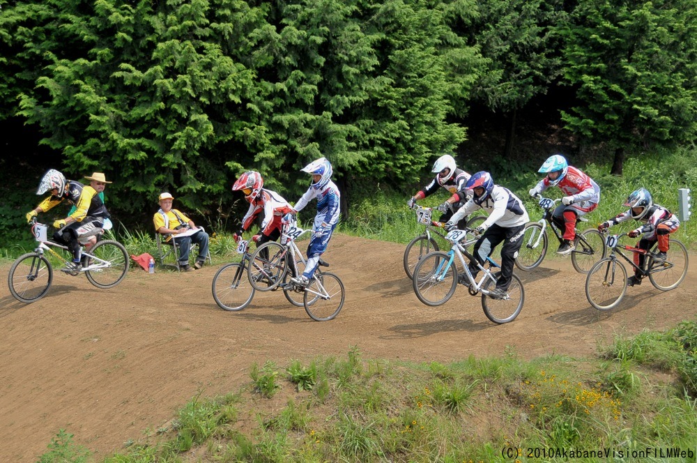 ２０１０JOSF緑山８月定期戦VOL5：パウダー、クルーザー決勝_b0065730_0592764.jpg