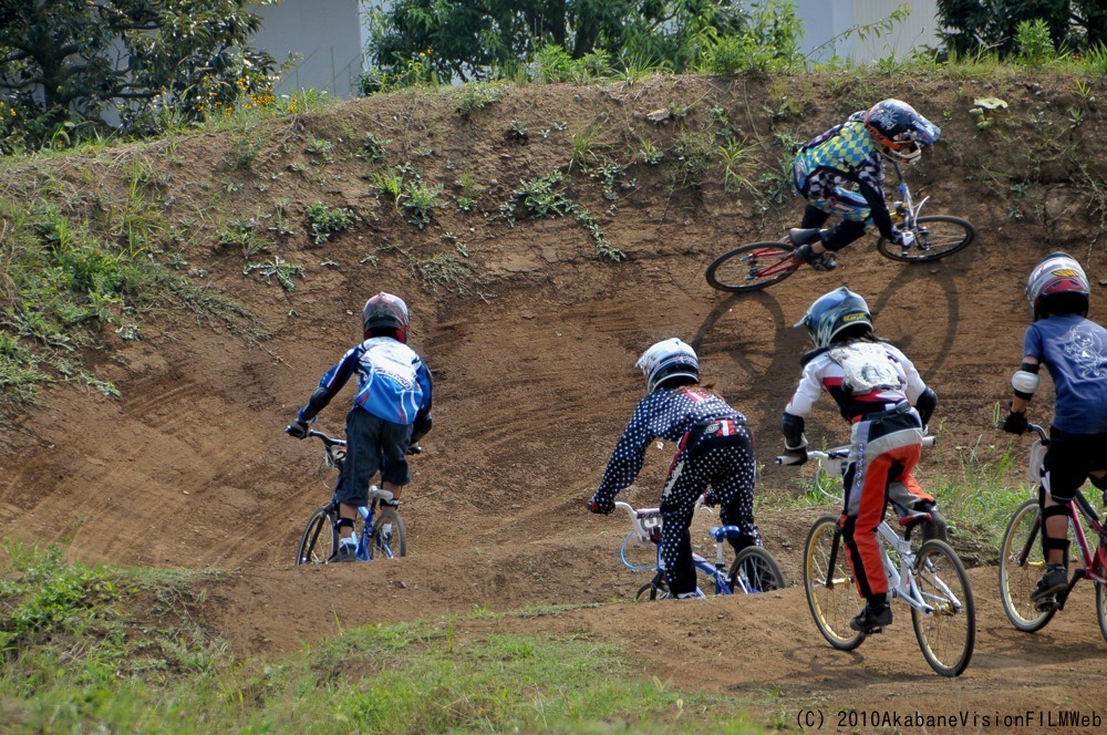 ２０１０JOSF緑山８月定期戦VOL7：ミルキー８、ジュニア決勝_b0065730_15243591.jpg