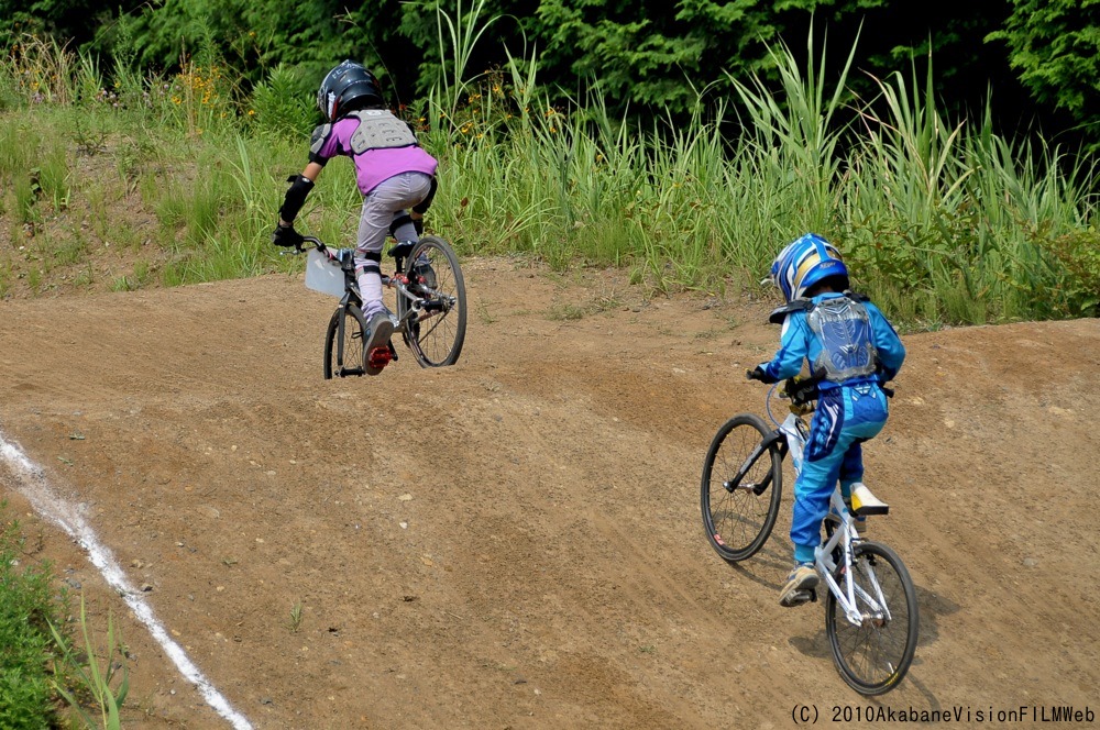 ２０１０JOSF緑山８月定期戦VOL7：ミルキー８、ジュニア決勝_b0065730_1594364.jpg