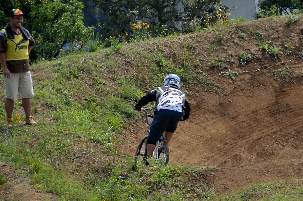 ２０１０JOSF緑山８月定期戦VOL10：３０オーバー決勝_b0065730_21251255.jpg