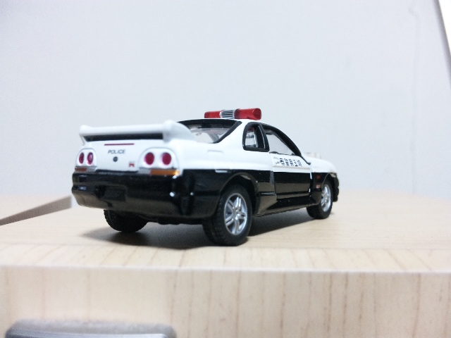 トミカリミテッド・パトロールカーⅢ GT-RvsZ シリーズ : 燃やせ
