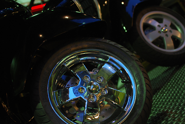 Vespa GTS300ie MONTE NAPOLEONE (モンテナポリオーネ)_d0099181_20313410.jpg
