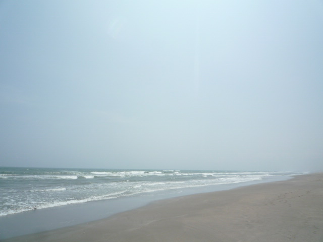 海で遊ぶと眠くなる。_f0180307_1375469.jpg