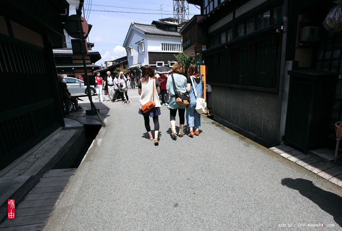 夏の旅 2009.#12　飛騨高山の古い町並み_c0187744_22373326.jpg