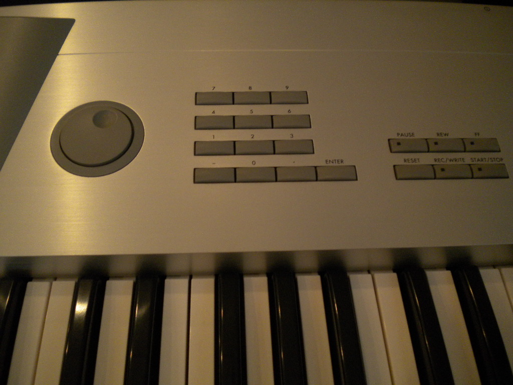 KORG TRINITY plus導入記(1) : 風流音色まねゑもん KORG TRINITY plus導入記(1) : 風流音色まねゑもん