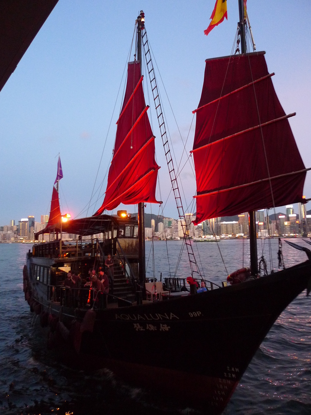 b0110405_0394916.jpg