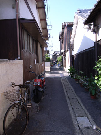 f0085850_0561567.jpg