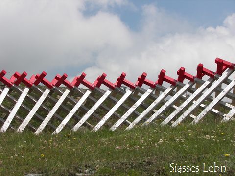 Silvretta Bielerhöhe　湖近くの教会へ_e0088895_14173593.jpg