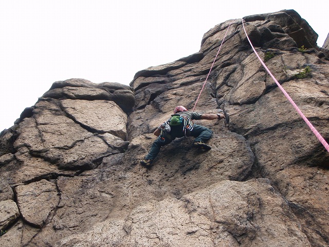 久しぶりの保塁岩ｃｌｉｍｂｉｎｇ(本編）_c0147398_485851.jpg