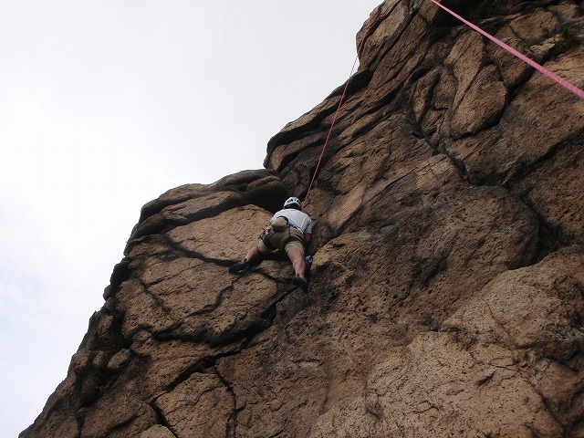 久しぶりの保塁岩ｃｌｉｍｂｉｎｇ(本編）_c0147398_49316.jpg