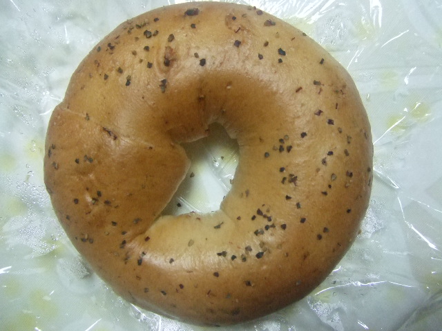 リングベーグル ベーコンペッパー_f0076001_235356.jpg
