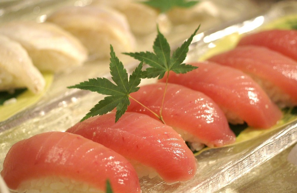 晩ご飯は握り 野菜天 奴の海藻サラダ添え 他小松菜お浸しなど 料理と趣味の部屋