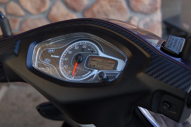 液晶焼けなし v125sメーター メーター周り v125s メーター