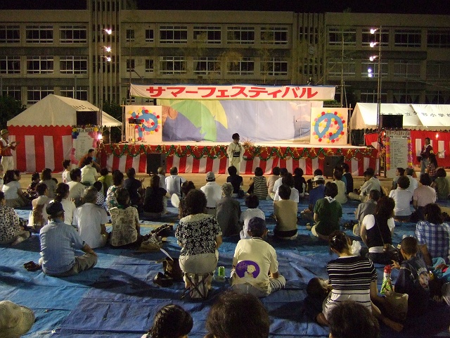 サマーフェスティバルinやの　その5　歌謡ショー・お楽しみ抽選会_b0095061_8402620.jpg