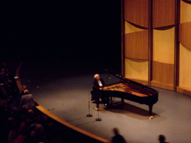 「ソコロフのピアノ」salz2010_e0022175_4341717.jpg