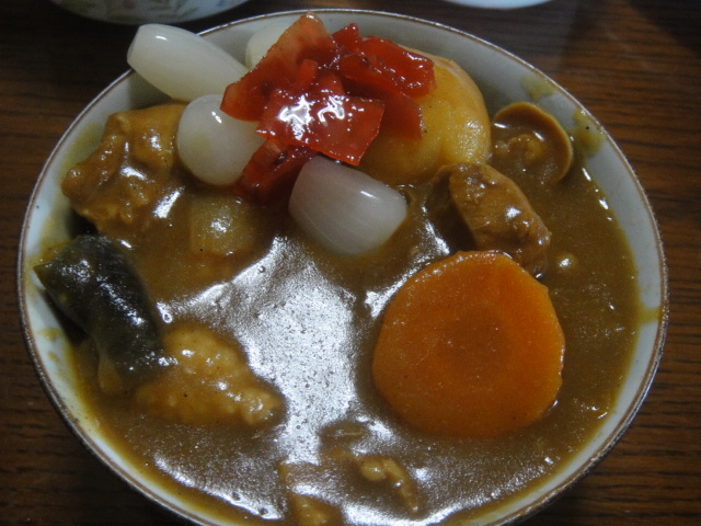 焼きそば、カレーライス、チーズハンペンです。_d0179736_1033087.jpg