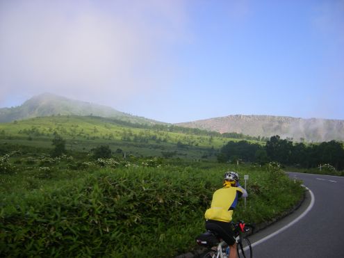 渋峠はきつくない！（９３．７ｋｍ）_e0093073_18274190.jpg