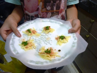 レンジでチン!で変わりチーズ煎餅づくり。_e0188087_213424.jpg