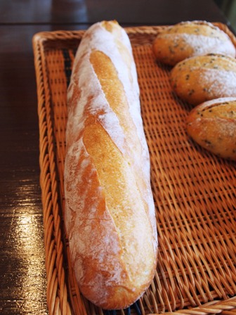 フランスパン100本修業 83本目・・・のっぺり_e0167593_0284.jpg