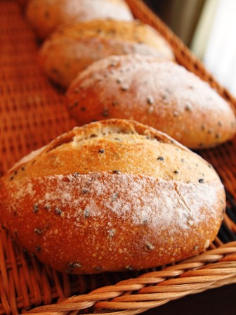 フランスパン100本修業 83本目・・・のっぺり_e0167593_05253.jpg