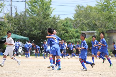 宮崎地区レギュラー大会 予選リーグ 東大宮中サッカー部 応援ブログ 12年3月卒部 宮崎地区レギュラー大会 予選リーグ 東大宮中サッカー部 応援ブログ 12年3月卒部