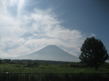 e0064227_237361.jpg