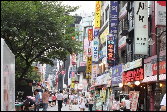 韓国旅行その3「明洞の街を歩く」_d0148729_20333264.jpg