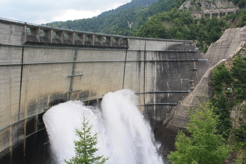 f0038407_1103135.jpg