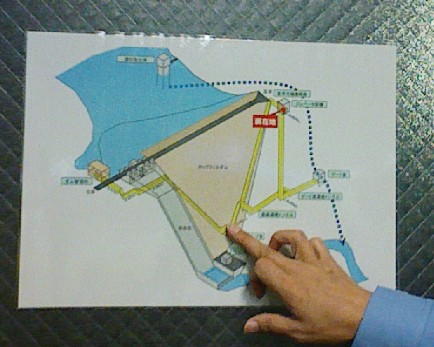 キャンプ下見と徳山ダム堤体内部見学-1_f0197754_0215662.jpg