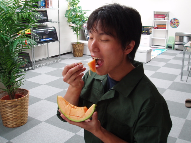 ~お盆休み休業のご案内~(伏古店)_c0161601_2295711.jpg