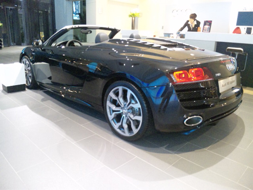 Audi Forum Tokyo_f0098210_2542222.jpg