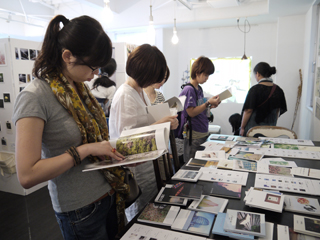 PHOTOFES2010、初日レポートです!_b0043961_1354753.jpg