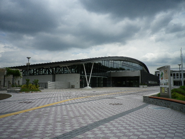 旧大丸高槻研修所跡に・・・_b0151335_9411198.jpg