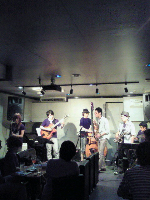 8/15 今日もやってまーす_b0115606_13184094.jpg