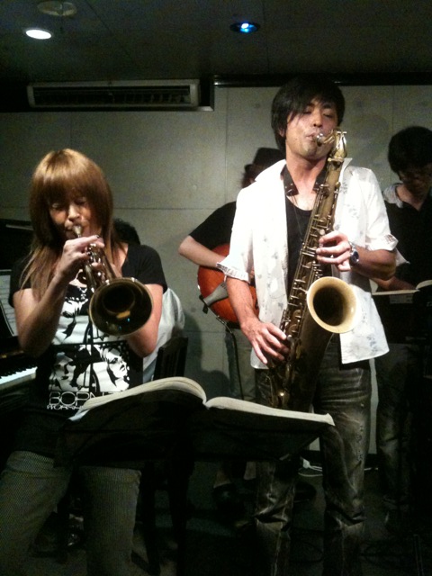 8/15 今日もやってまーす_b0115606_13201183.jpg