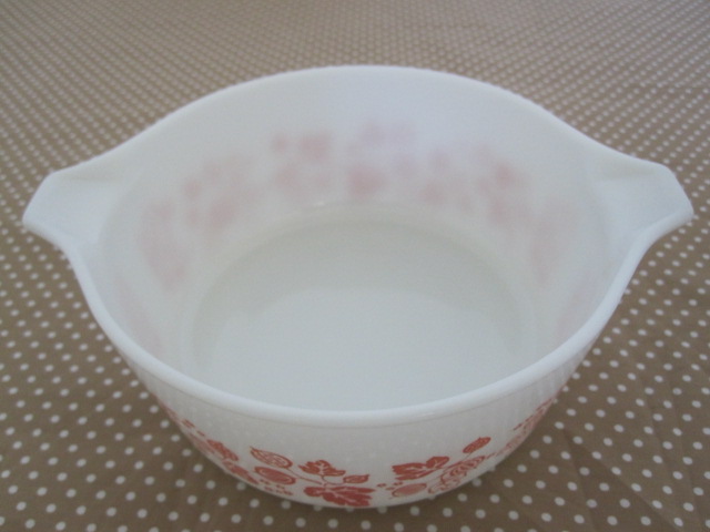 Pyrex★ピンクグースベリーのキャセロール♪_e0171595_1230415.jpg