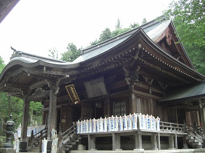 お盆が終わった毘沙門様_a0084753_1654519.jpg